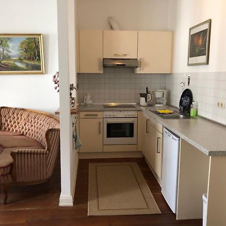 Cafe 28 & Pension Am Markt Вісмар Екстер'єр фото