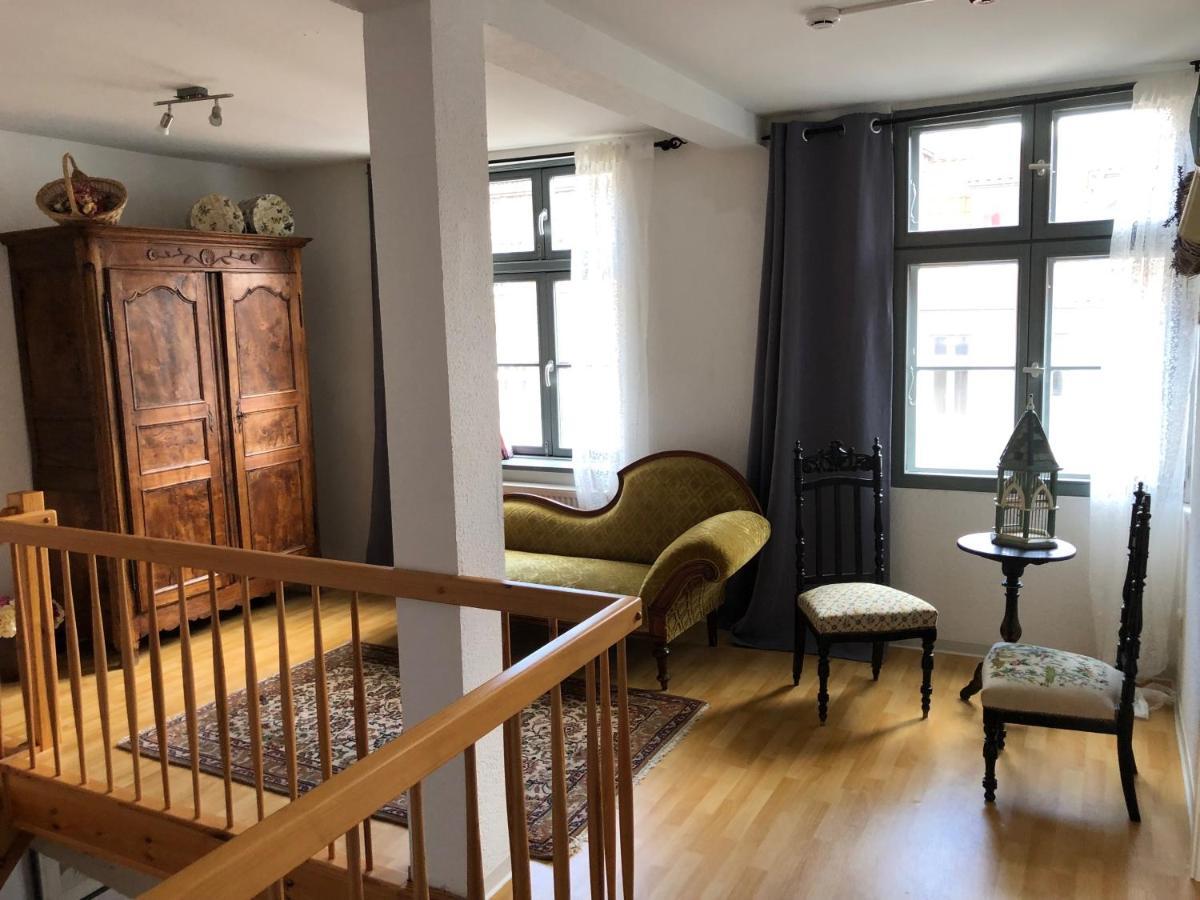 Cafe 28 & Pension Am Markt Вісмар Екстер'єр фото